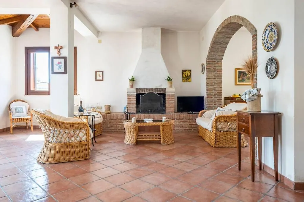 Villa {Villa Jacuzzi Privata}Sul Mare Di Fontane Bianche